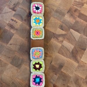 Bella Vista granny square strap